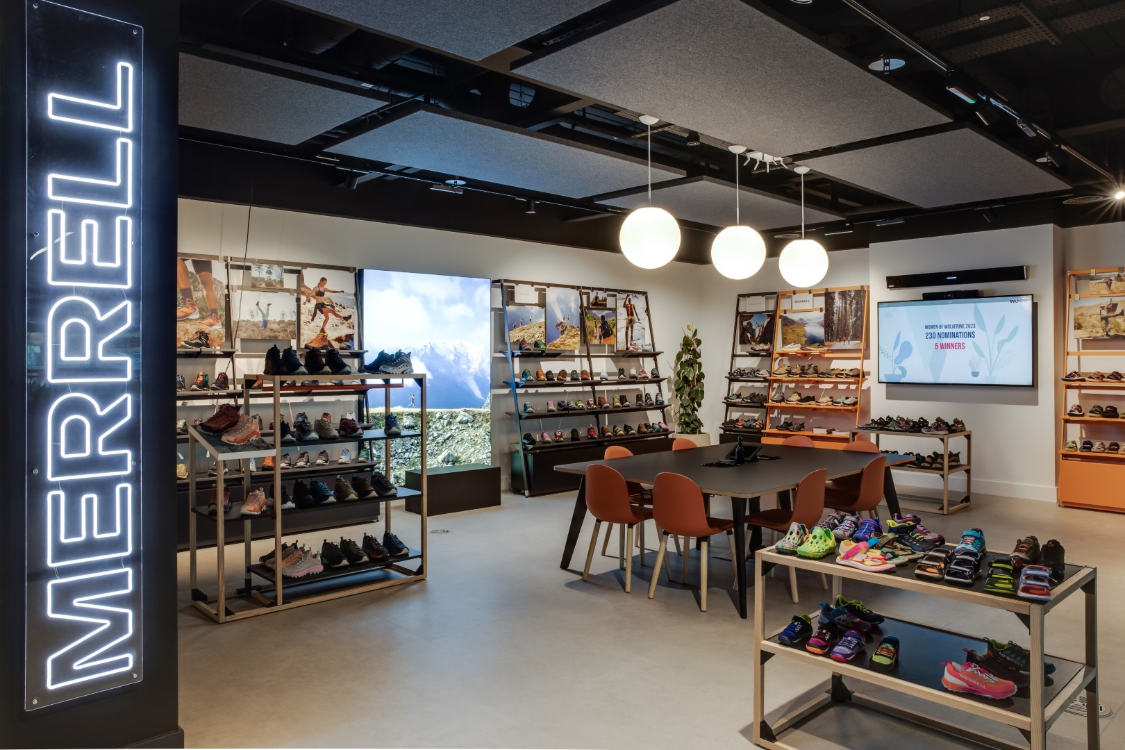 Wolverine HQ by Whiteroom Wolverine HQ by Whiteroom