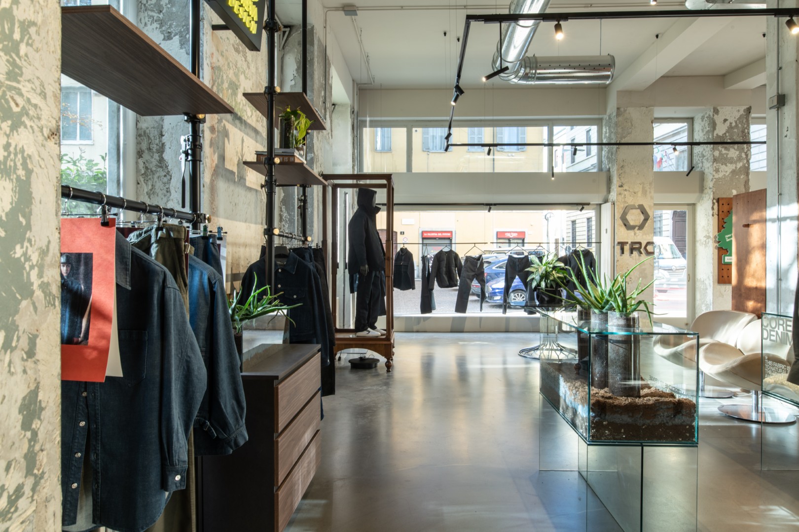 Candiani Store in Milan